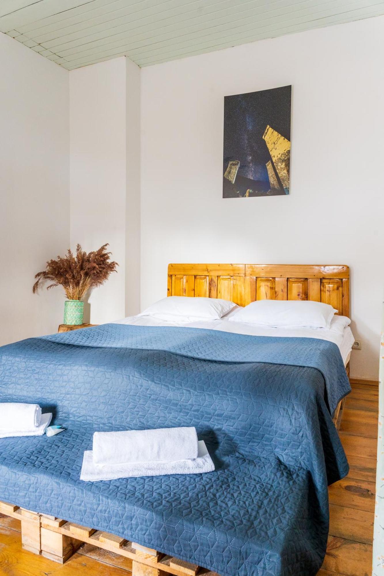 Agra Ushguli Hotell Exteriör bild